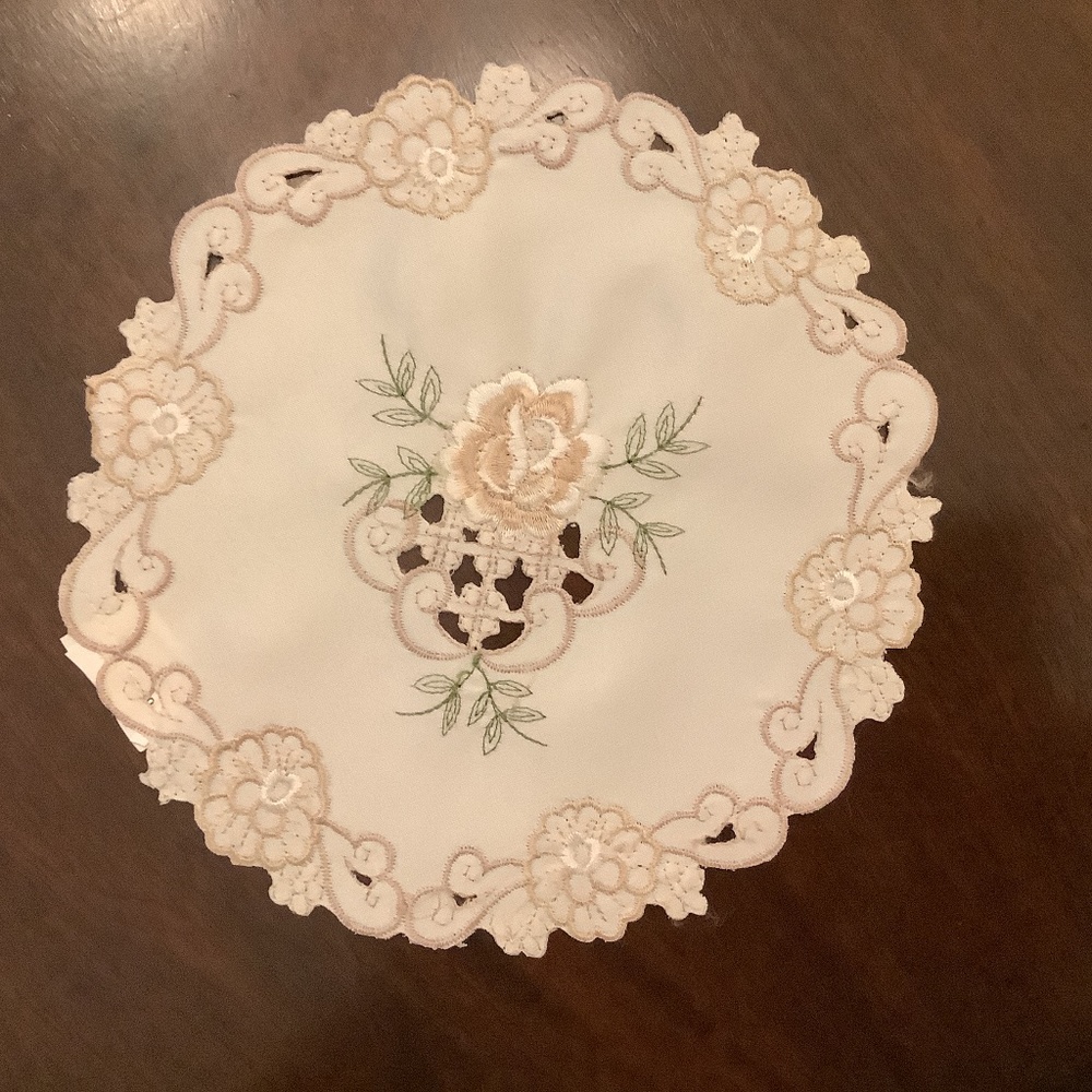 Embroidered Doily - 7-1/2”